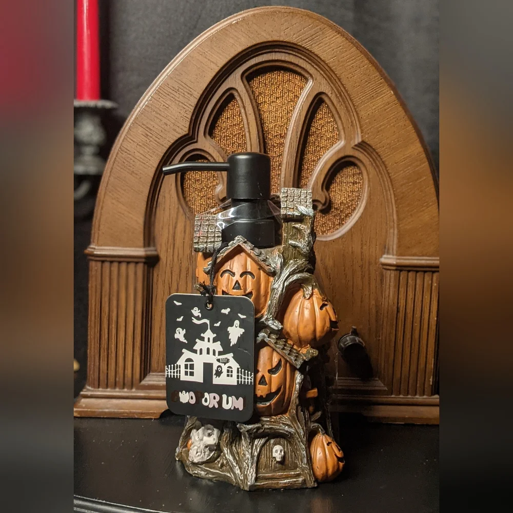 Pumpkins Soap Dispenser - Picture 2 of 8